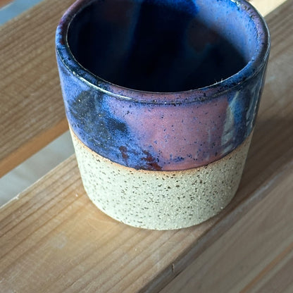 Sprinkled V Cup - Green & brown