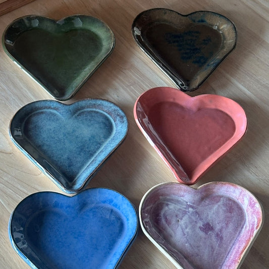 Heart Plate - Dark green